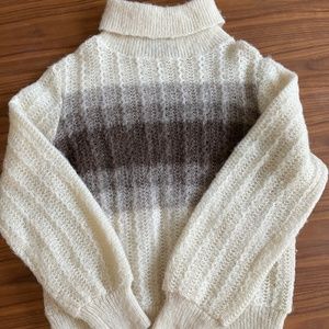 Vintage Icelandic HILDA Ltd. Wool Sweater Medium